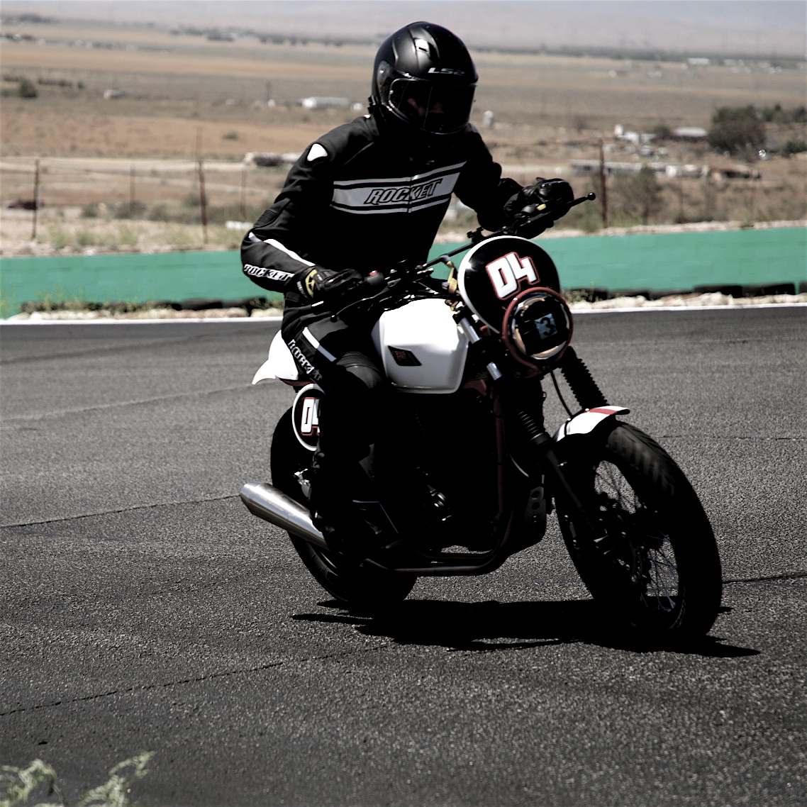 4F9A8685_3_2 gallery